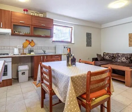 Apartmani Antonio Motovun Exterior photo
